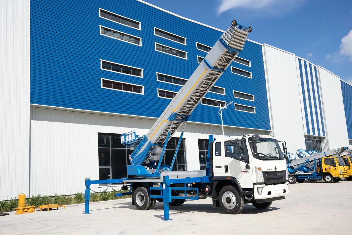 大余县小型云梯车上料车租赁多少钱