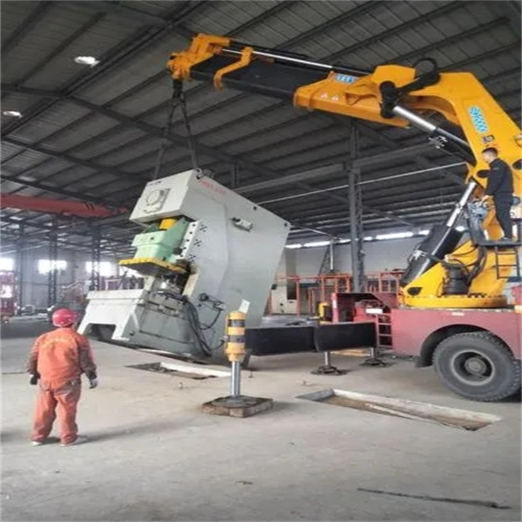 大余县80吨折臂吊车出租附近电话