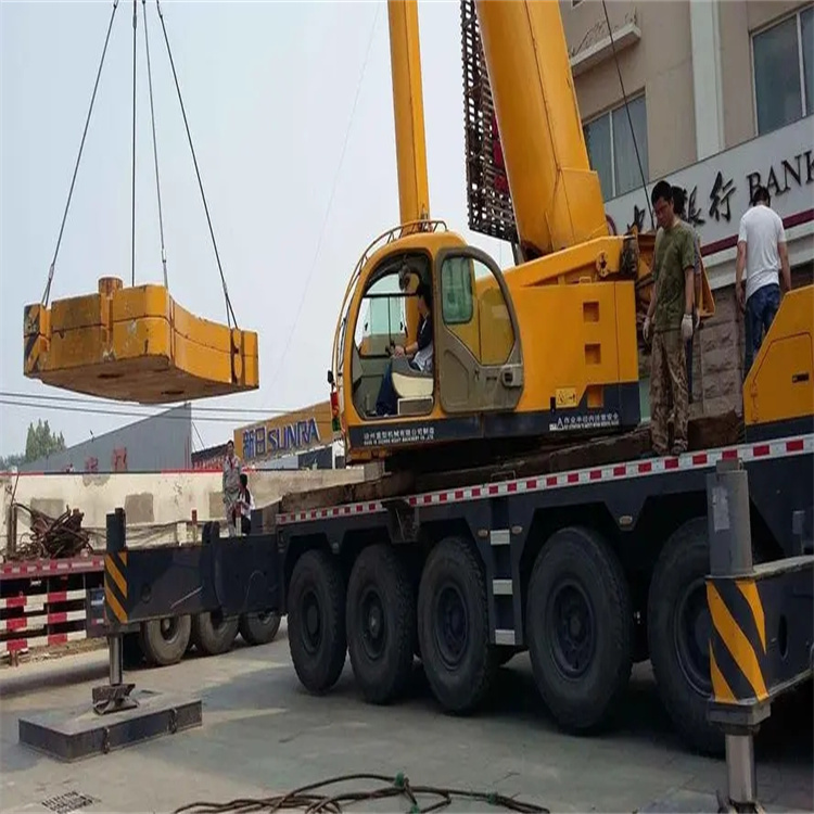 大余县当地吊车出租|机器吊装|75吨|工厂搬迁服务